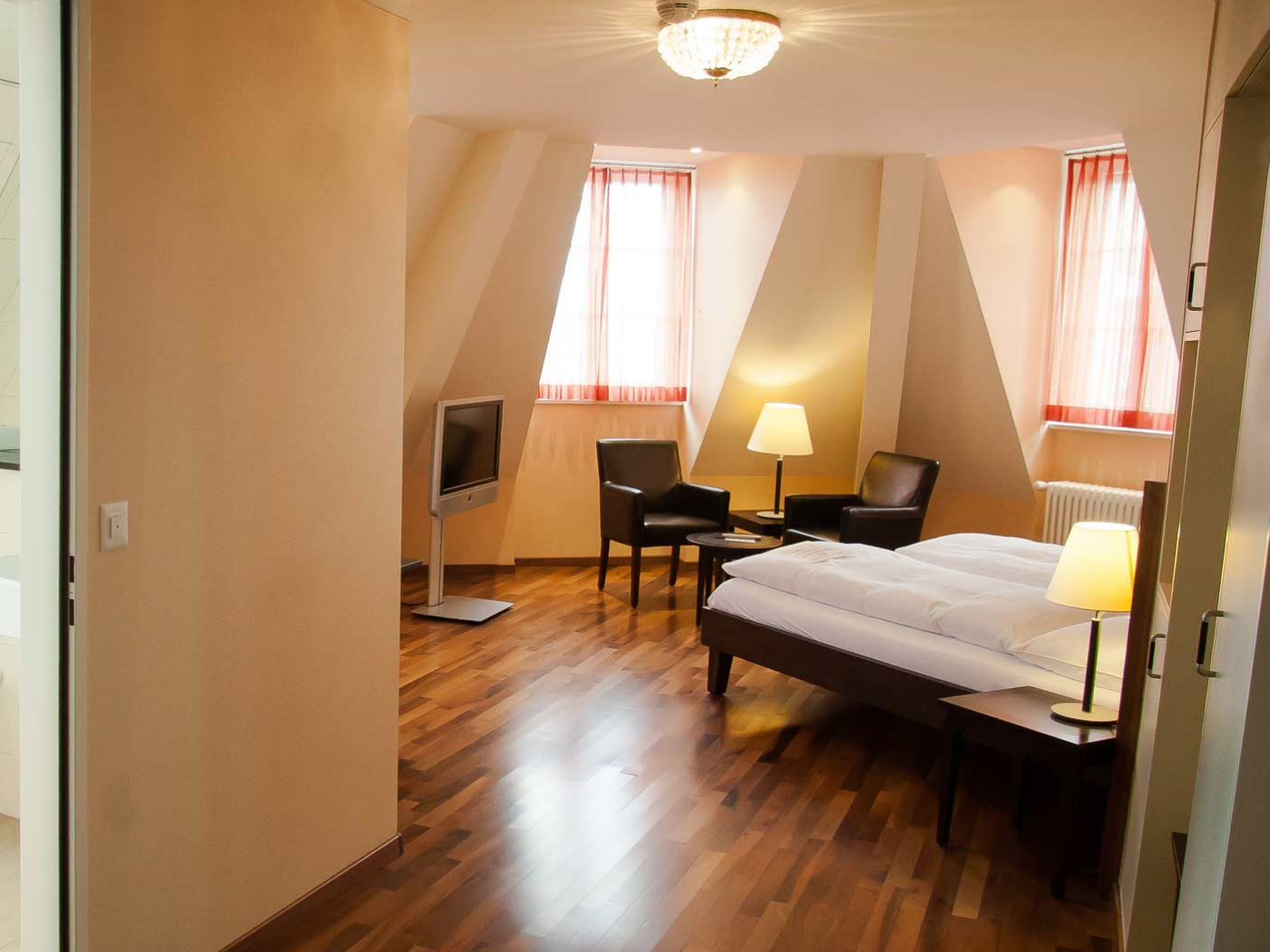 Hotel Schweizerhof Базель Номер фото